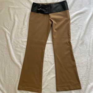 Vintage “Alvin Valley” size 36 with a slight flair slack in a tan color.